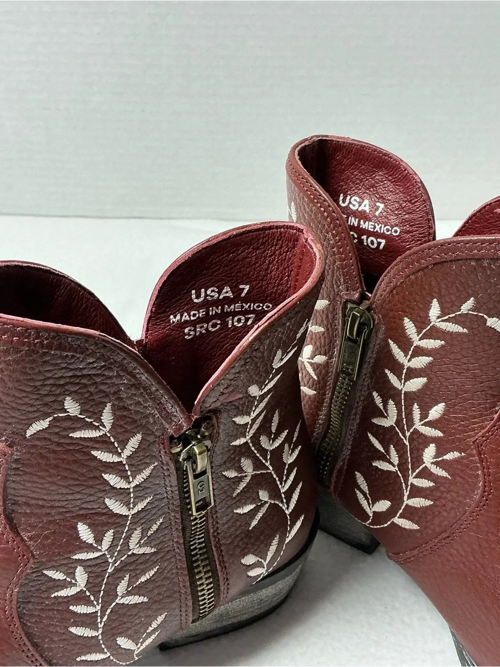 Sterling River Burgundy Leather Embroidered Western Cowgirl Boots Size 7